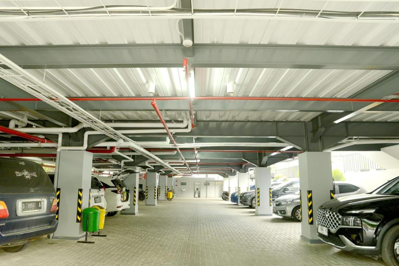 Front One Hotel Pasir Koja Bandung Zewnętrze zdjęcie