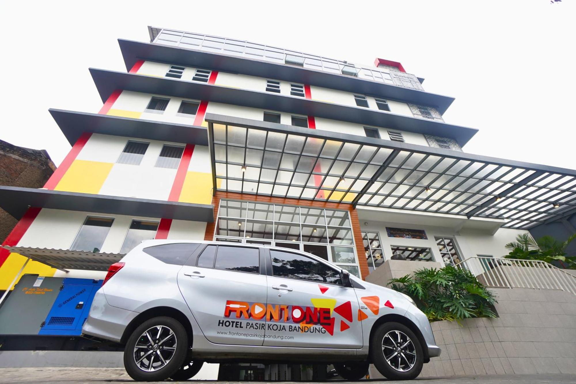 Front One Hotel Pasir Koja Bandung Zewnętrze zdjęcie